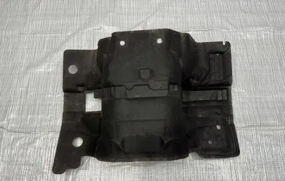 Mercedes-Benz X-class W470 Exhaust heat shield 00000