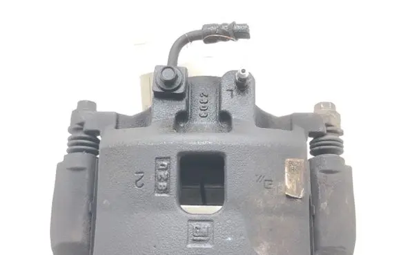 Opel Insignia B Front brake caliper 