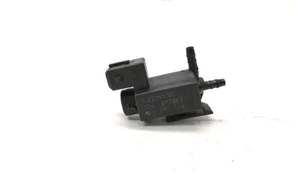 BMW 5 E39 Turbo solenoid valve 1742712