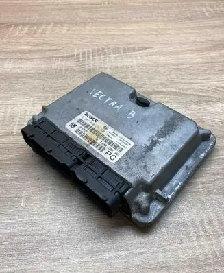 Opel Vectra B Engine control unit/module ECU 0281010271 24417196