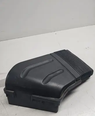 Audi A4 S4 B6 8E 8H Air intake duct part 8E0129617