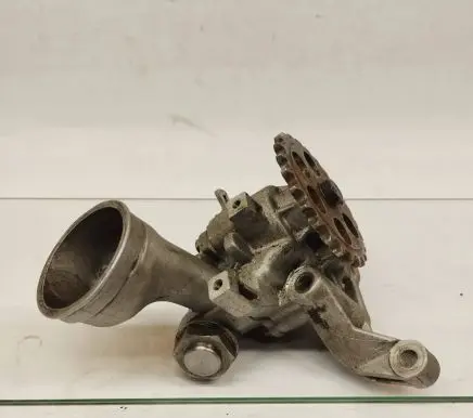Mercedes-Benz 380 560SEC C126 Oil pump 1171800501 20180254 LASO20180254