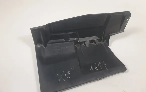 Chrysler Town u0026 Country V Engine splash shield/under tray 68109830AA