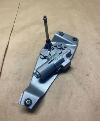 BMW 2 F46 Rear window wiper motor 7356220 18558210