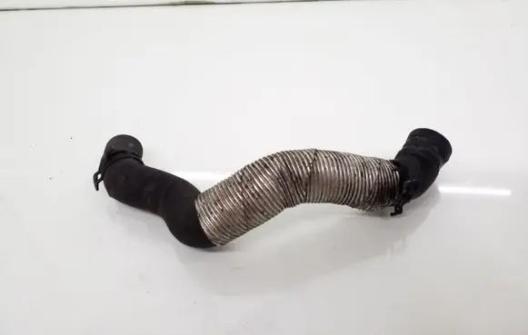 Volkswagen Golf V Engine coolant pipe/hose