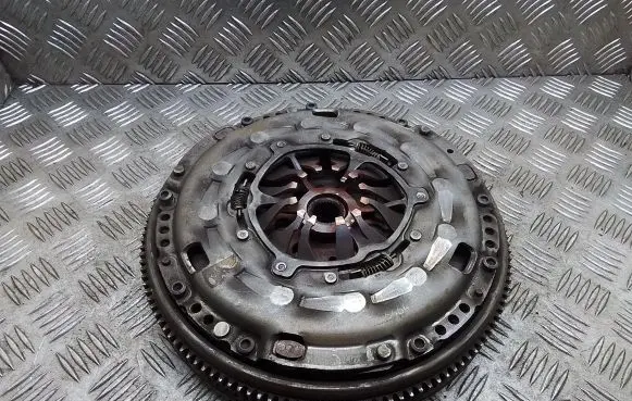 Volkswagen PASSAT B6 Clutch set kit 06F105264D 03G141025E 06F141031B