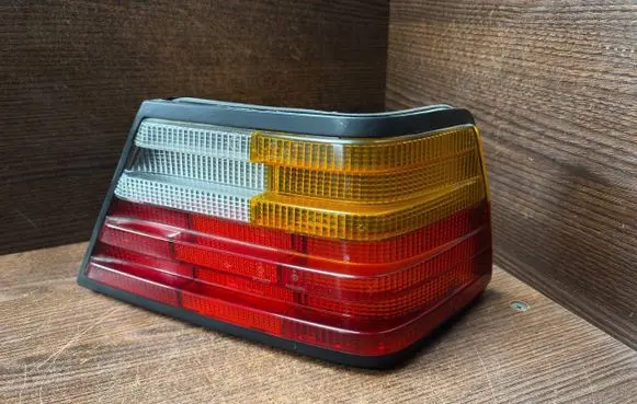Mercedes-Benz E W124 Rear/tail lights 7R0153378 1248208364