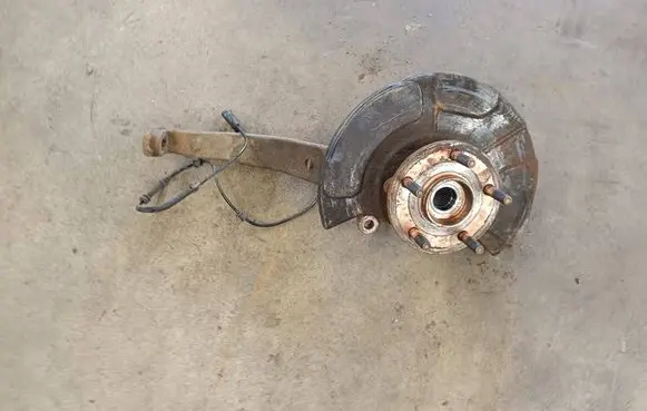 Jeep Grand Cherokee Front wheel hub spindle knuckle