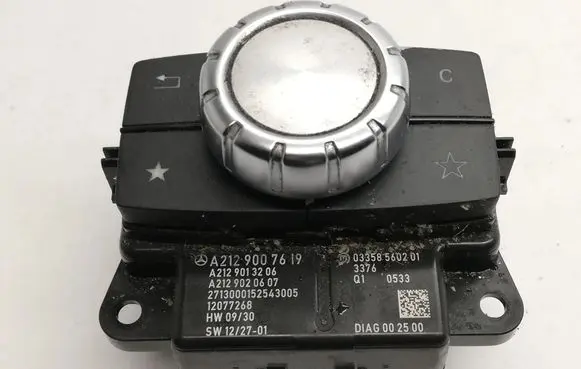 Mercedes-Benz E W212 Head unit multimedia control A2129007619