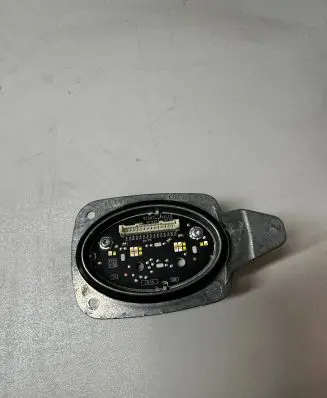 Volvo XC40 LED ballast control module 90094620