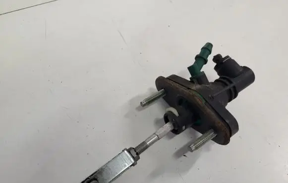 Toyota Verso Clutch slave cylinder 