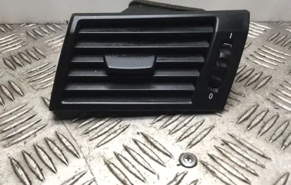 BMW X3 E83 Dashboard side air vent grill/cover trim 3400075
