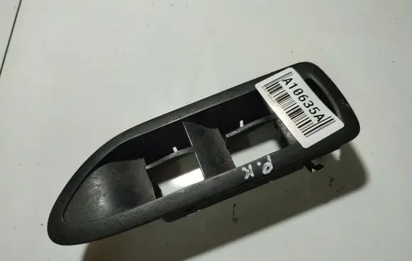 Renault Laguna II Front door window switch trim 