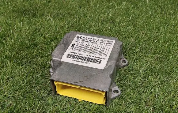 Airbag control unit/module