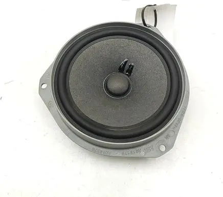 Iveco Daily 6th gen Front door speaker 5802871831