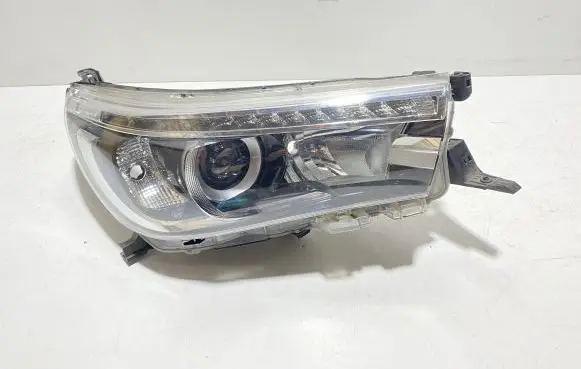 Toyota Hilux (AN120, AN130) Headlight/headlamp 811400K730