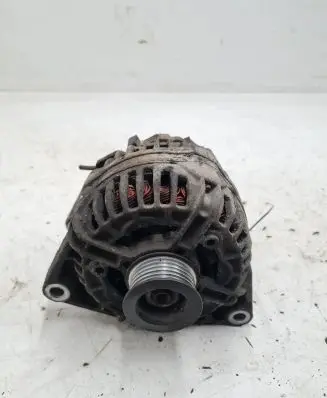 Opel Zafira A Generator/alternator 0124515080