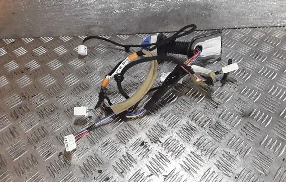 Mazda 3 II Front door wiring loom BHB667200Z02