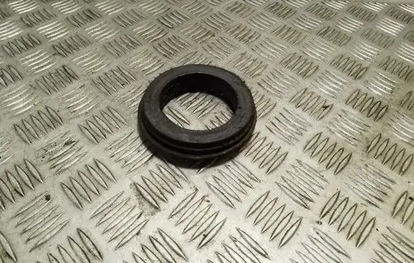 Volkswagen Transporter - Caravelle T5 Front upper strut mount 
