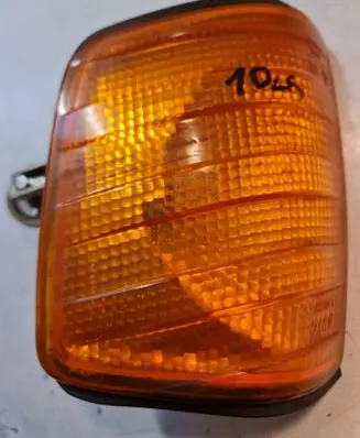 Mercedes-Benz S W126 Front indicator light 0008208421 11608631S 42492