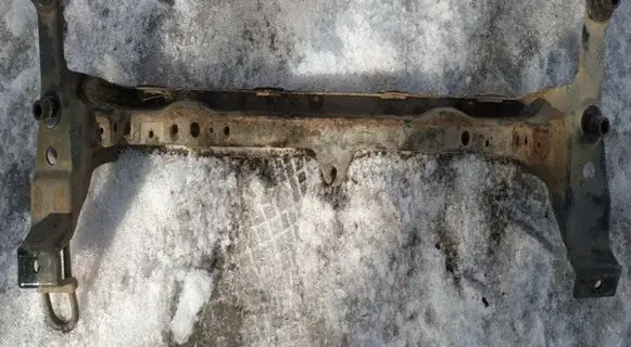 Volkswagen PASSAT B4 Front subframe