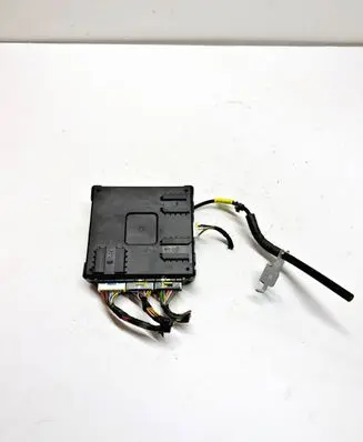 Hyundai Tucson TL Comfort/convenience module 95400D7350 116RA003004 P3240172