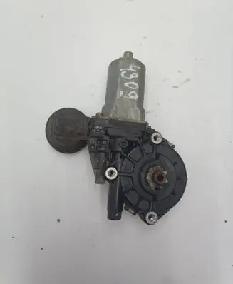 Toyota RAV 4 (XA30) Front door window regulator motor 8572035140 2621002340