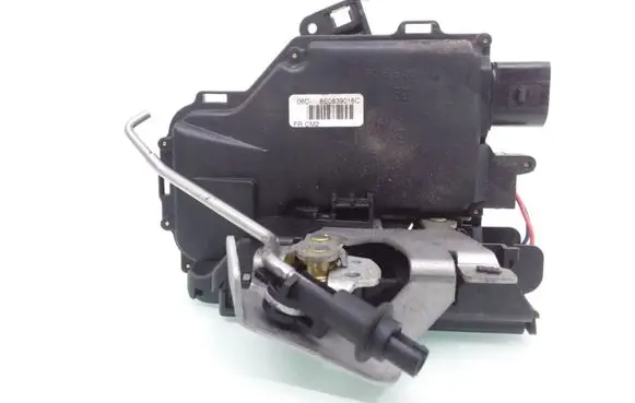 Audi A4 S4 B6 8E 8H Rear door lock 8E0839016C