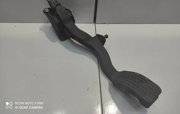 Citroen C3 Accelerator throttle pedal F00C3E2427 0280752247 9643059180