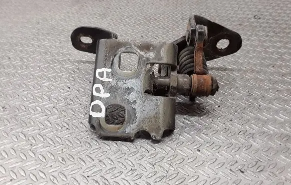Jeep Patriot Front door lower hinge 