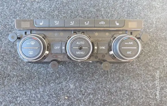 Volkswagen Golf VII Climate control unit 5G0907044BD