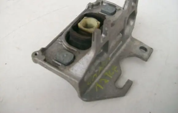 Renault Captur Gearbox mount lapypodpory