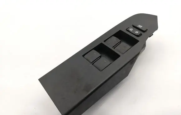 Toyota Auris E180 Electric window control switch