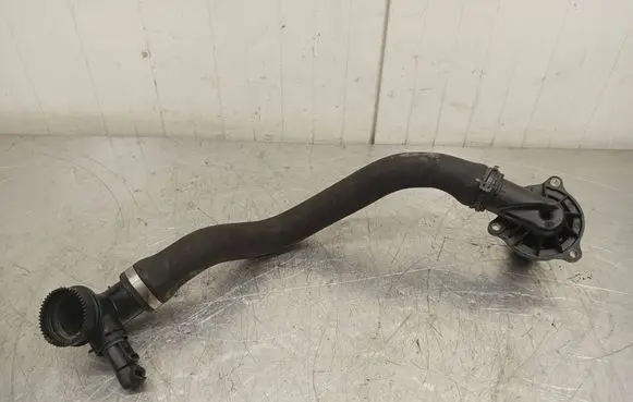 Audi Q7 4L Engine coolant pipe/hose 7L6122051T KA4118239