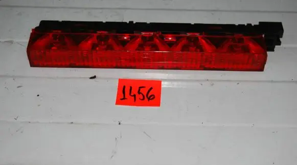 Ford Focus Third/center stoplight 1S7113A613AE