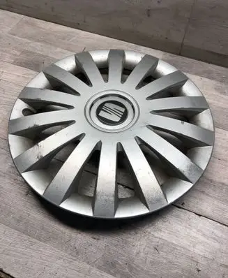 Seat Ibiza III (6L) R14 wheel hub/cap/trim 
