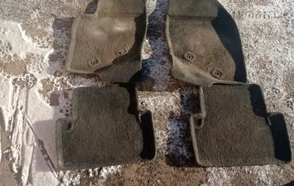 Volvo V70 Car floor mat set 09468874