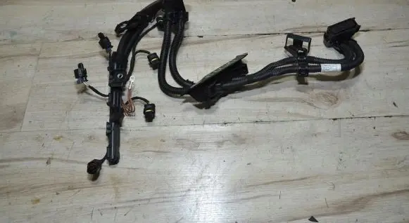BMW 2 F45 Fuel injector wires 8634244