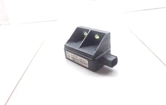 Volkswagen New Beetle ESP acceleration yaw rate sensor 1J0907657 10098000171