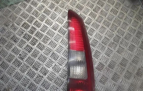 Rear/tail lights