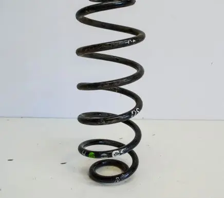 Volkswagen Golf I Rear coil spring