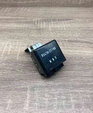 Hyundai Coupe Window wiper relay 954202C100