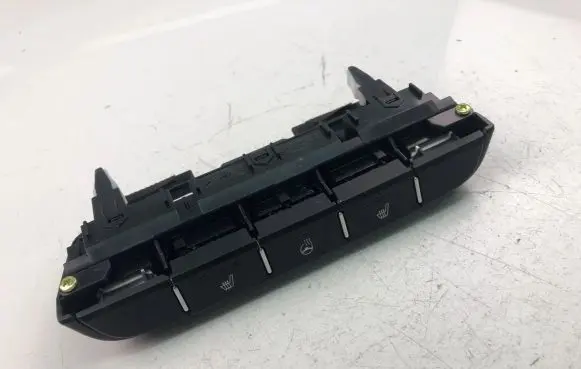 KIA Ceed A set of switches 93315J7010