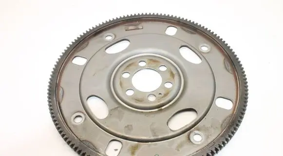 Nissan Juke I F15 Flywheel