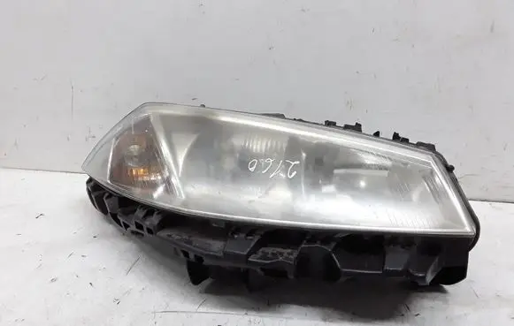 Renault Megane II Headlight/headlamp 8200073221J
