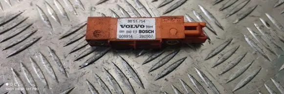 Volvo XC90 Airbag deployment crash/impact sensor 8651754