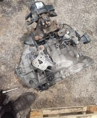 Hyundai i40 Manual 6 speed gearbox M6CF4