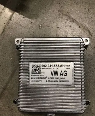 Volkswagen PASSAT B8 Headlight ballast module Xenon 992941572AH 10101500271 992941572A