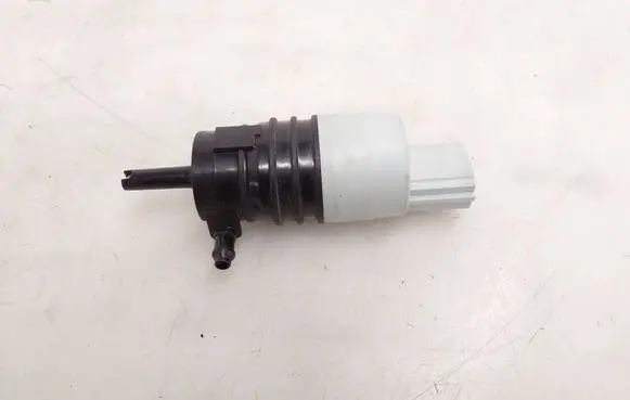 BMW 2 F44 Windscreen/windshield washer pump 7298309 67127298309