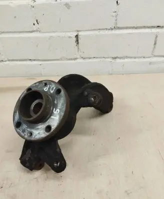 Renault Megane II Front wheel hub spindle knuckle